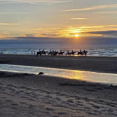 Apartmán By Belgian Coast With Sun Terrace Oostduinkerke